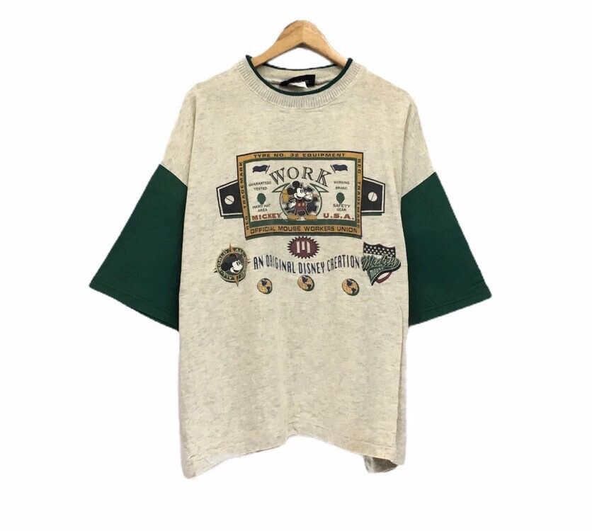Vintage 90s Mickey Mouse Crewneck Short Sleeve Tee Big Logo