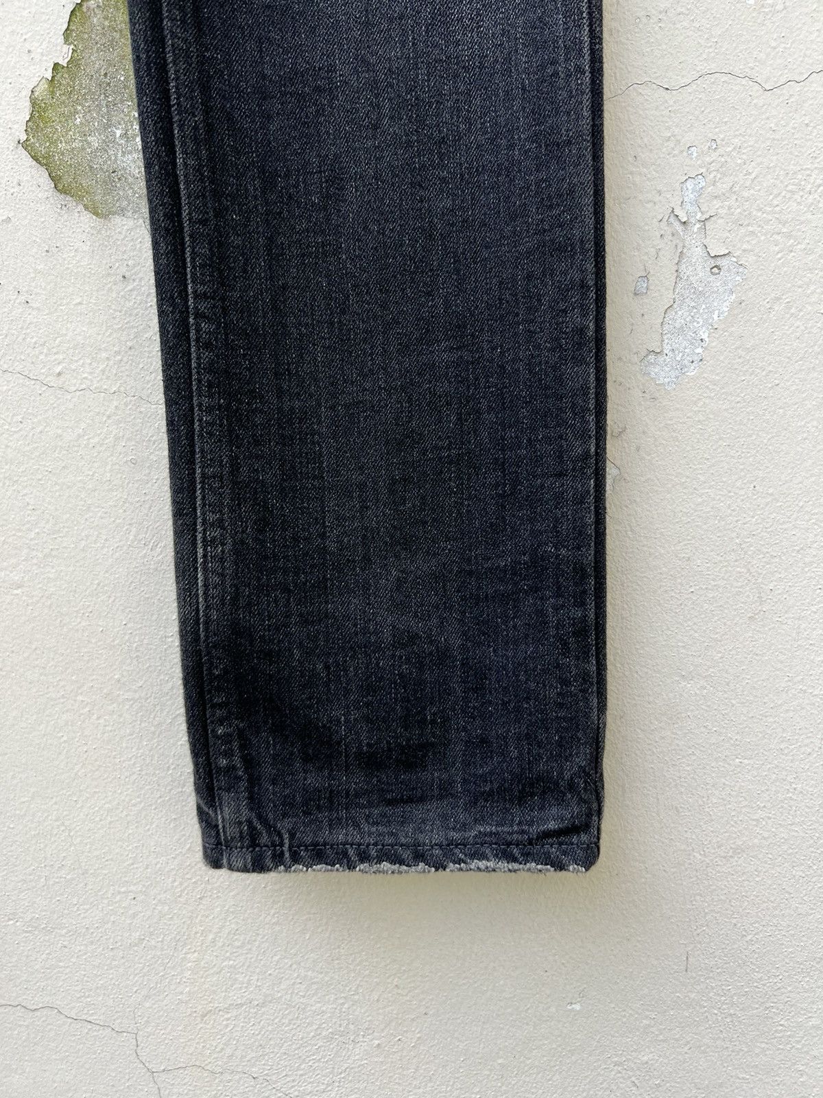 Lounge Lizard Vintage Lounge Lizard Distress Fade Black Denim Jeans Size 3 Size US 31 - 9 Thumbnail