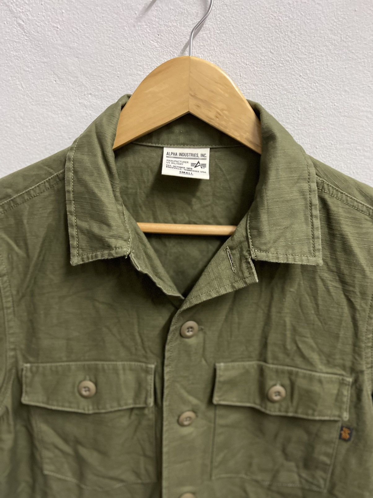 Alpha Industries Alpha industries short sleeve button up shirt 🔥 Size US S / EU 44-46 / 1 - 2 Thumbnail