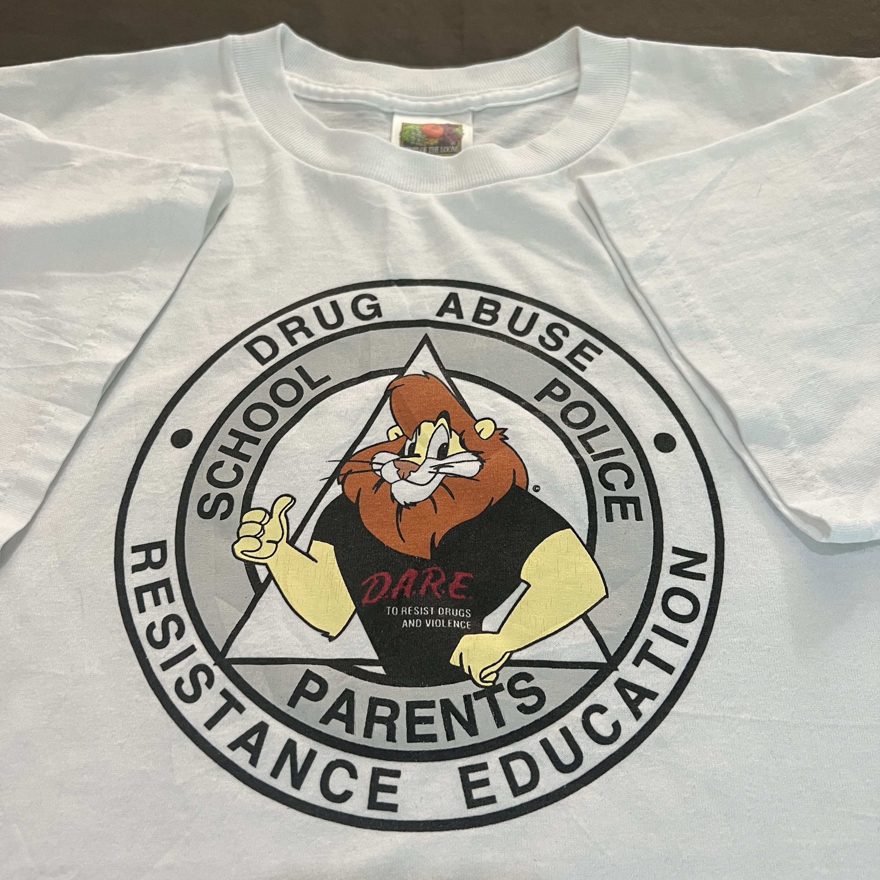 D.A.R.E Vintage Y2K DARE Drugs Abuse Promo Tee M Size US M / EU 48-50 / 2 - 1 Thumbnail