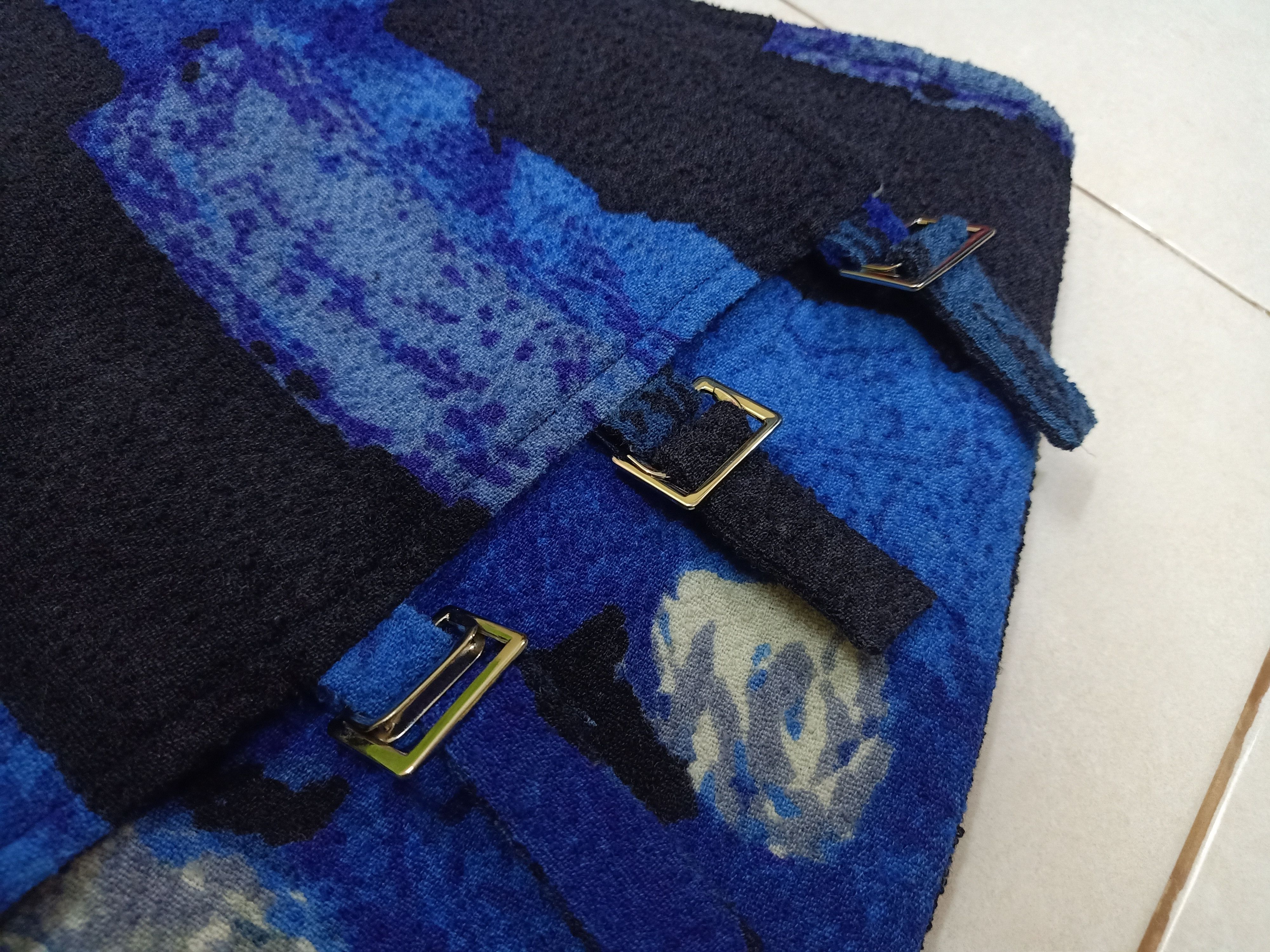 Japanese Brand KENZO PARIS Made In France Blue Flowers Cashmere Mini Skirt Size 26" / US 2 / IT 38 - 8 Thumbnail