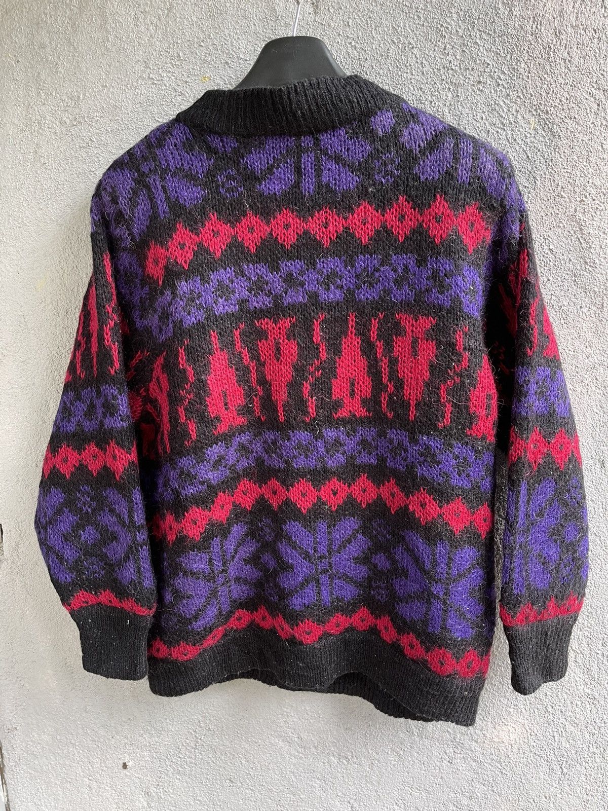 Designer × Japanese Brand × Vintage Vintage nice patern LIKE MOHAIR CARDIGAN WITH RARE PATERN Size US M / EU 48-50 / 2 - 2 Thumbnail
