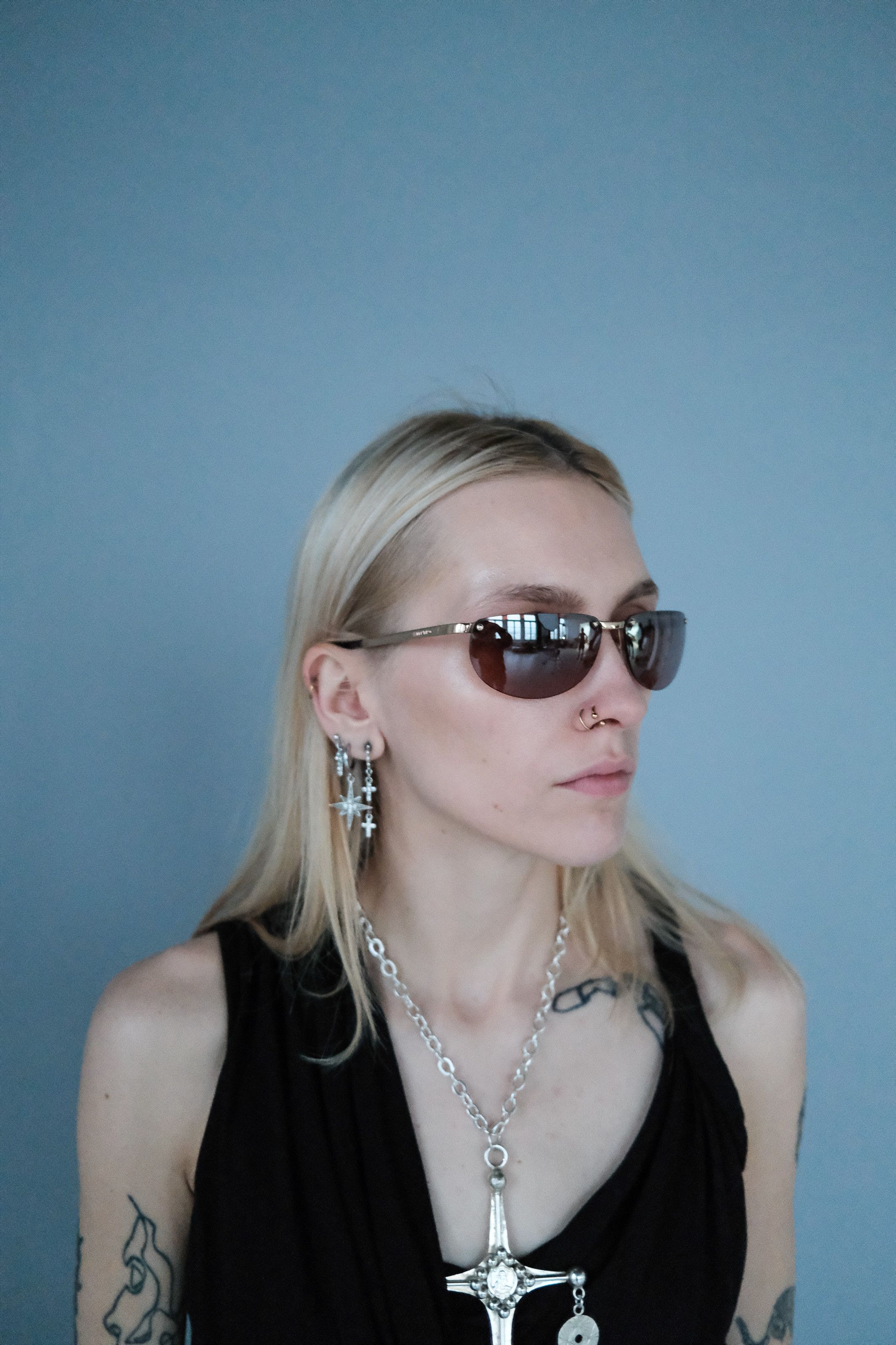 Valentino × Vintage Valentino '00s Red Lens Rimless Sunglasses Size ONE SIZE - 2 Thumbnail