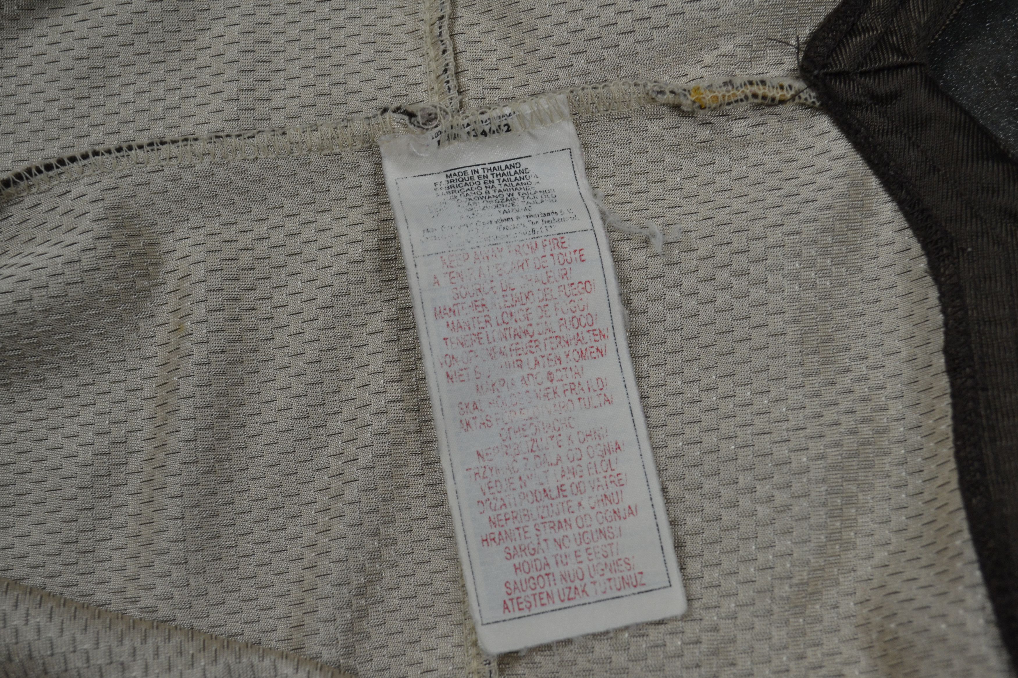 Nike Nike Middle Swoosh Travis Style Battlegrounds Jersey Size US XL / EU 56 / 4 - 13 Thumbnail