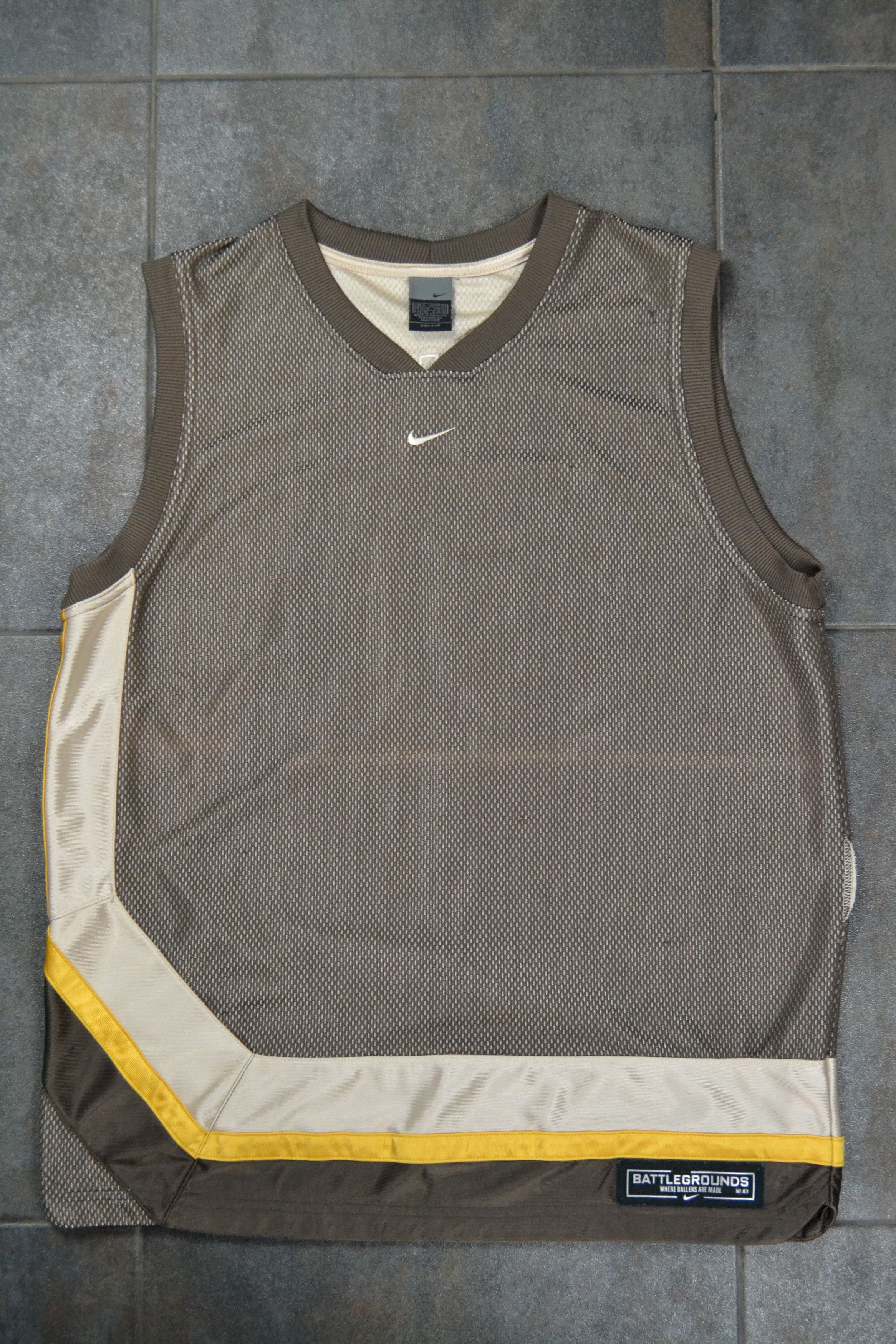 Nike Nike Middle Swoosh Travis Style Battlegrounds Jersey Size US XL / EU 56 / 4 - 1 Thumbnail