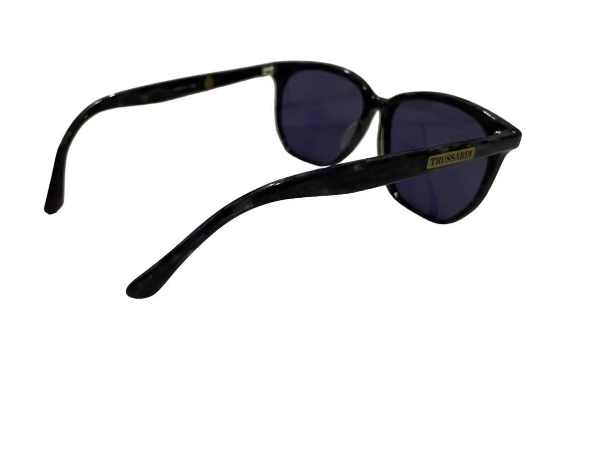 Trussardi × Vintage Vintage Trussardi Sunglasses TR-49 Size ONE SIZE - 11 Thumbnail