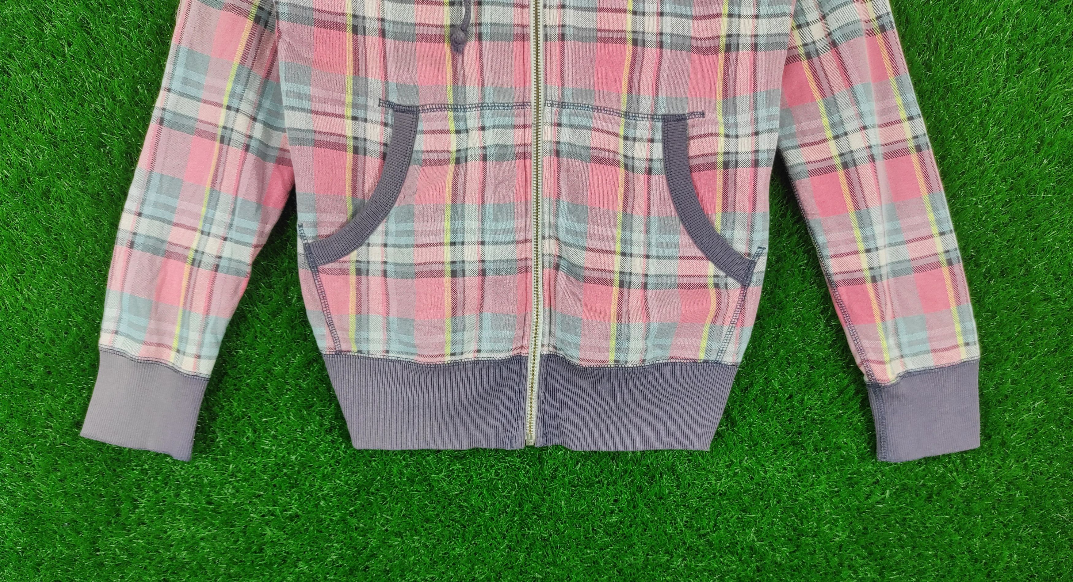 Uniqlo Uniqlo Checker Tartan Plaid Hoodie Zip Up Sweater Size US M / EU 48-50 / 2 - 5 Thumbnail