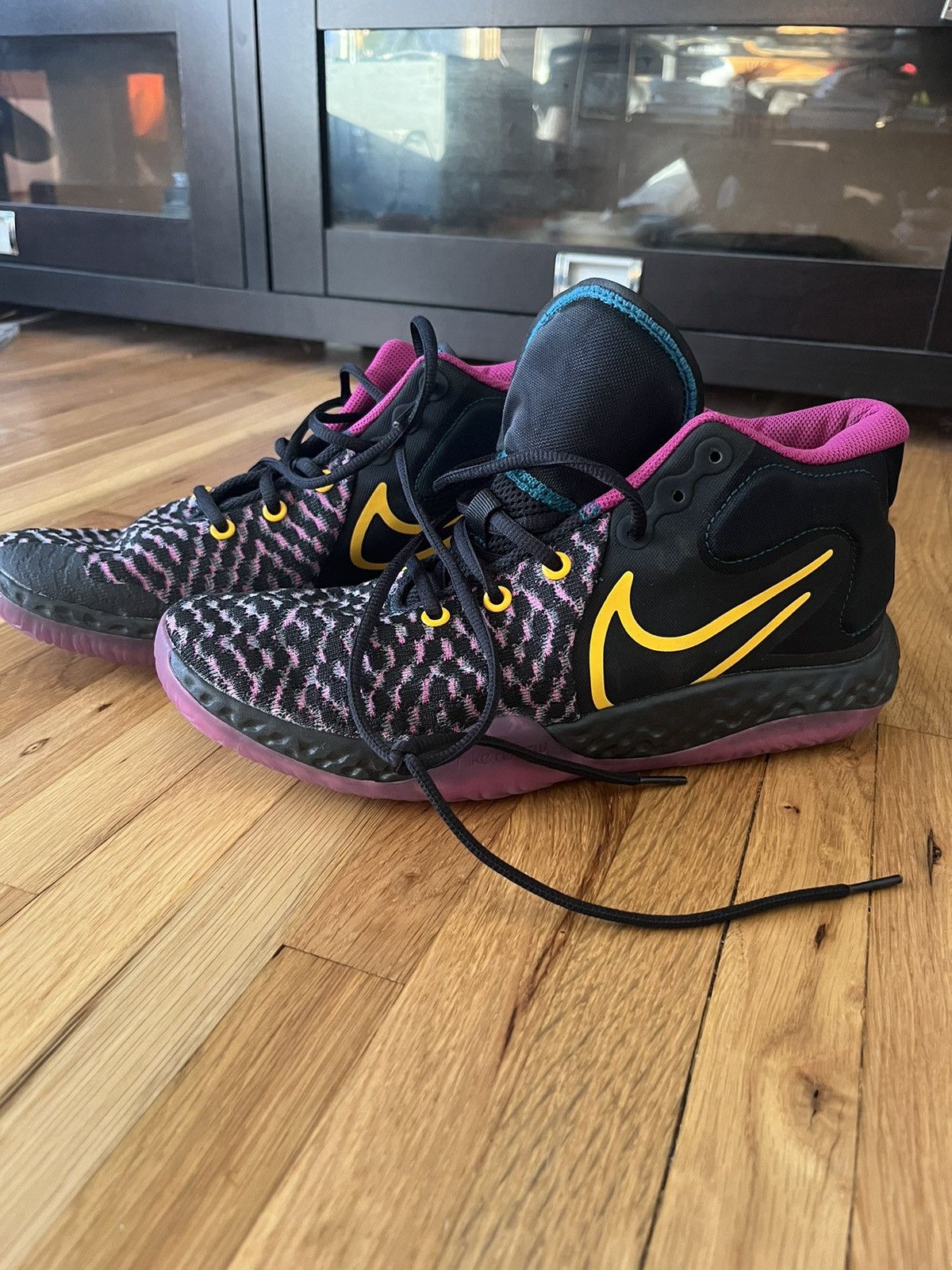 Nike KD Trey 5VIII ‘Black Mulberry’ newest