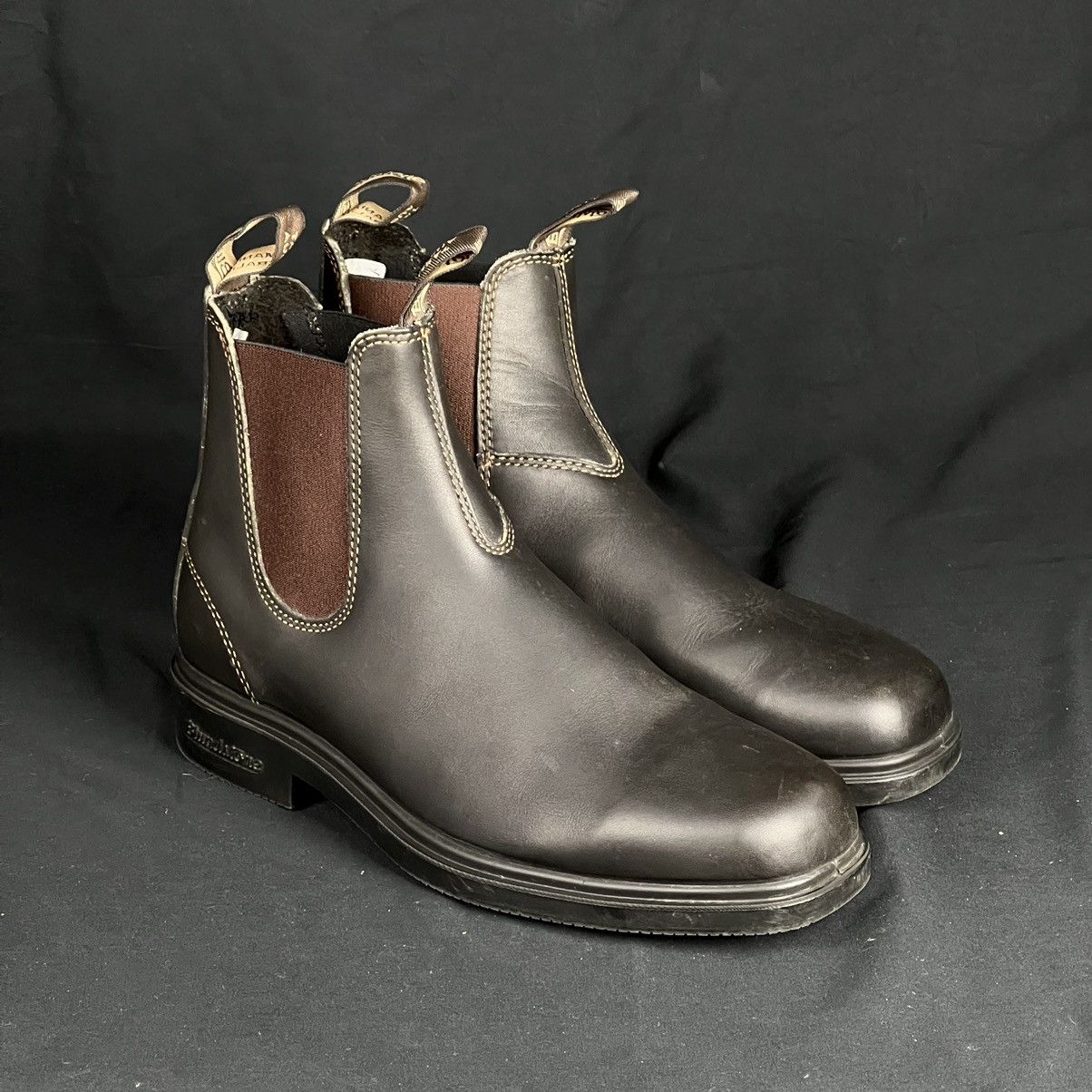 Blundstone #062 Men's Dress Chelsea Boots - Stout Brown | Grailed