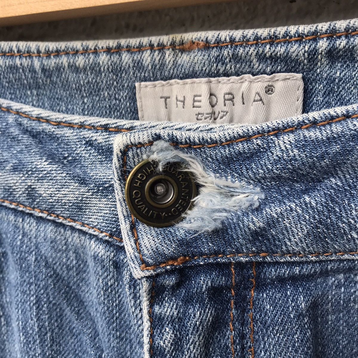 Japanese Brand Vintage Theoria Blue Wash Distressed Flare Jeans Size US 32 / EU 48 - 6 Thumbnail