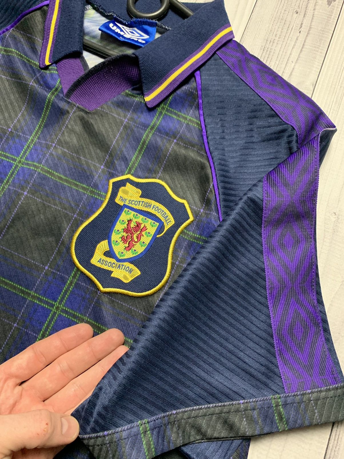 Umbro × Vintage Vintage Scotland soccer jersey Umbro retro rare size XL Size US XL / EU 56 / 4 - 6 Thumbnail