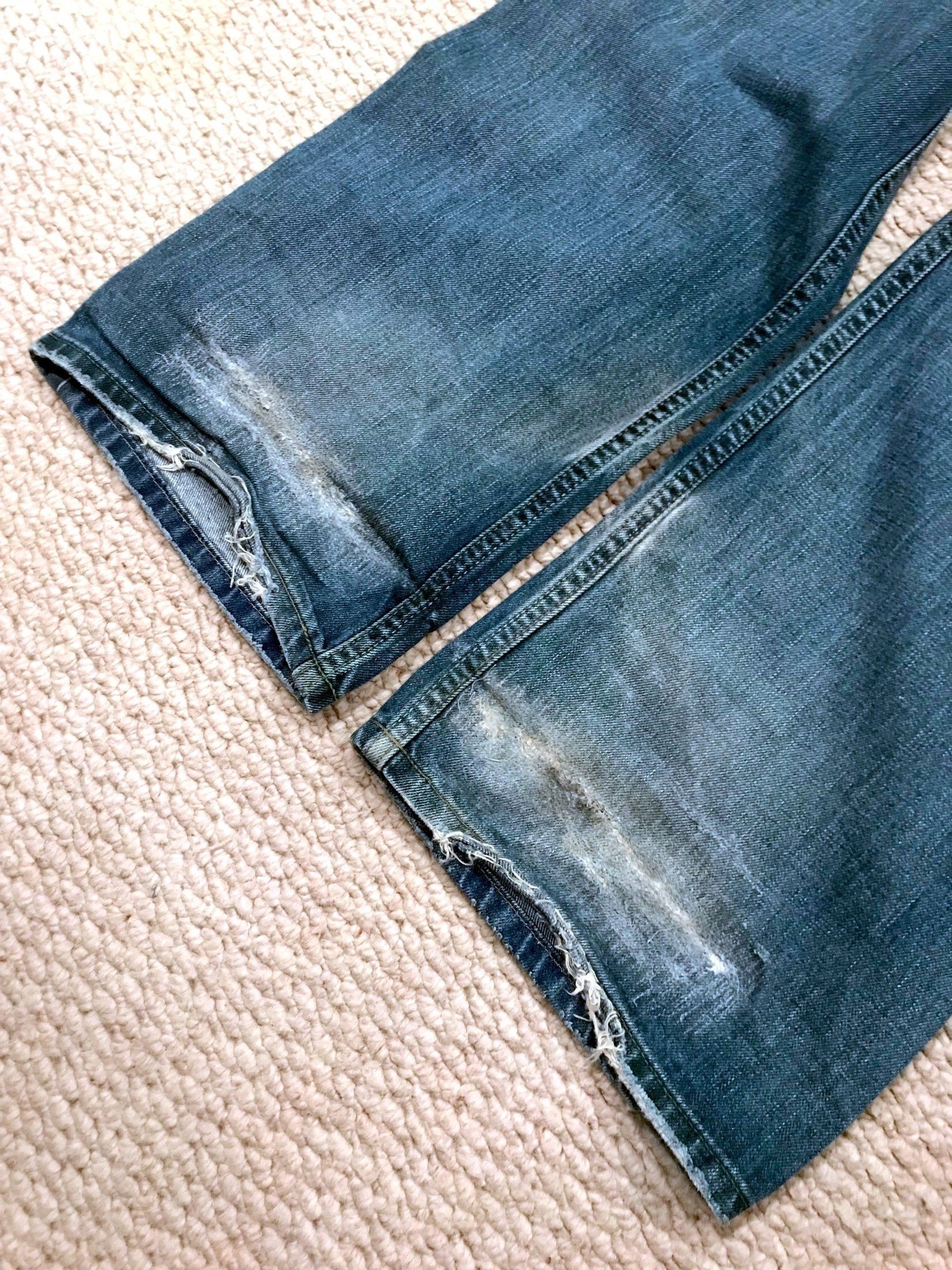 Levi's VINTAGE INDIGO BLUE DISTRESSED DRY DENIM JEANS Size US 32 / EU 48 - 20 Thumbnail