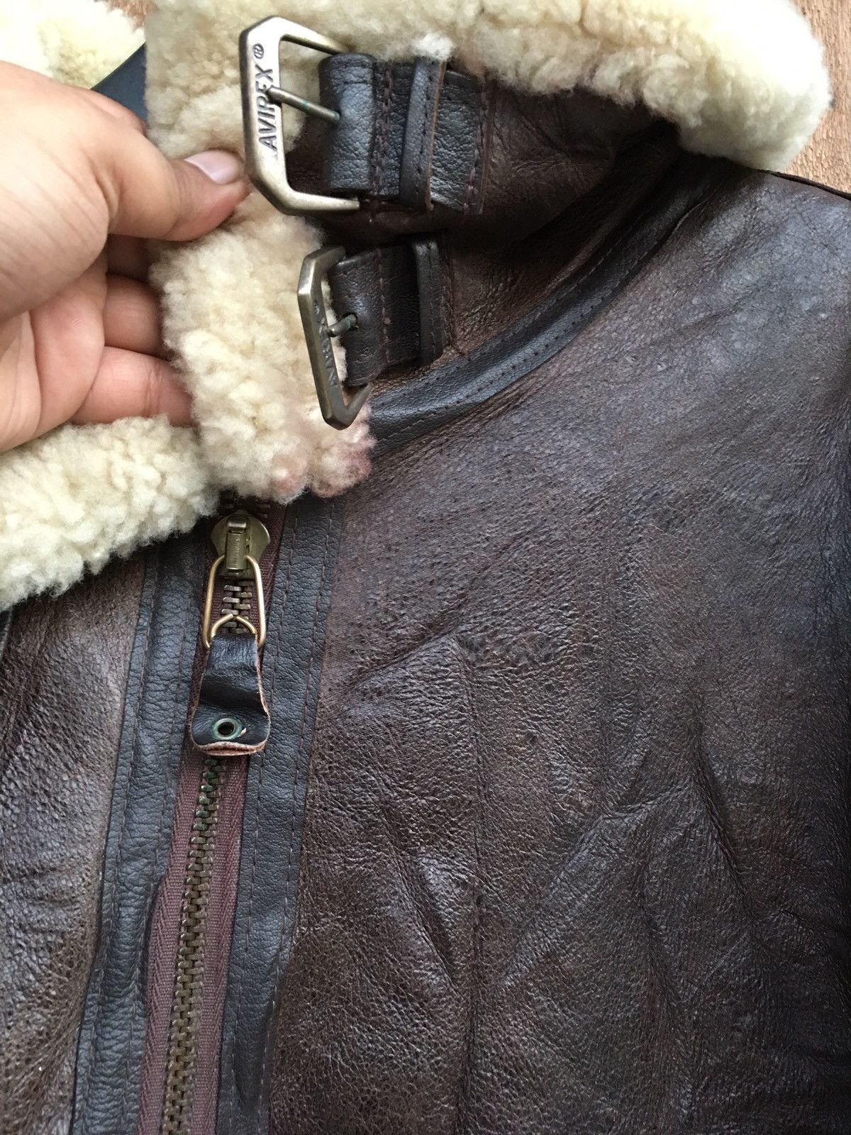Avirex VINTAGE AVIREX B-3 LEATHER JACKET SIZE 40 SHEEPSKIN SHEARLIN Size US M / EU 48-50 / 2 - 4 Thumbnail