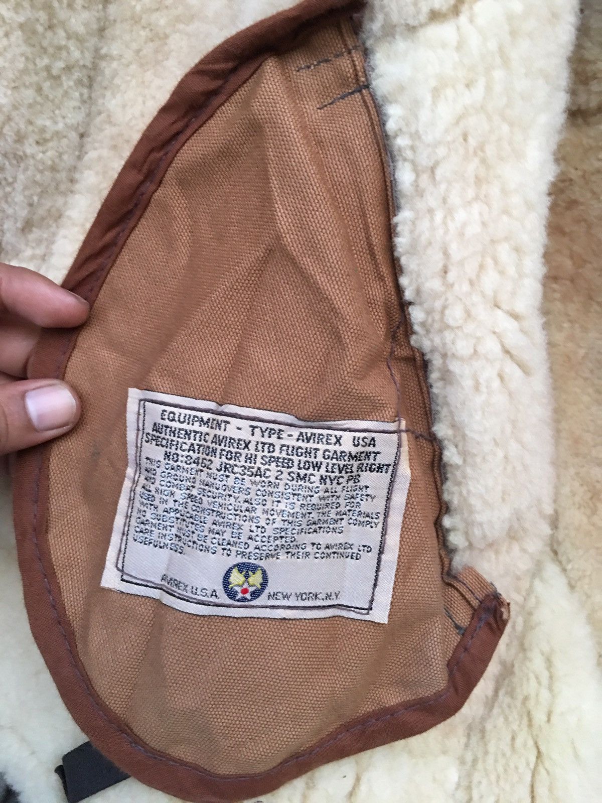 Avirex VINTAGE AVIREX B-3 LEATHER JACKET SIZE 40 SHEEPSKIN SHEARLIN Size US M / EU 48-50 / 2 - 8 Thumbnail