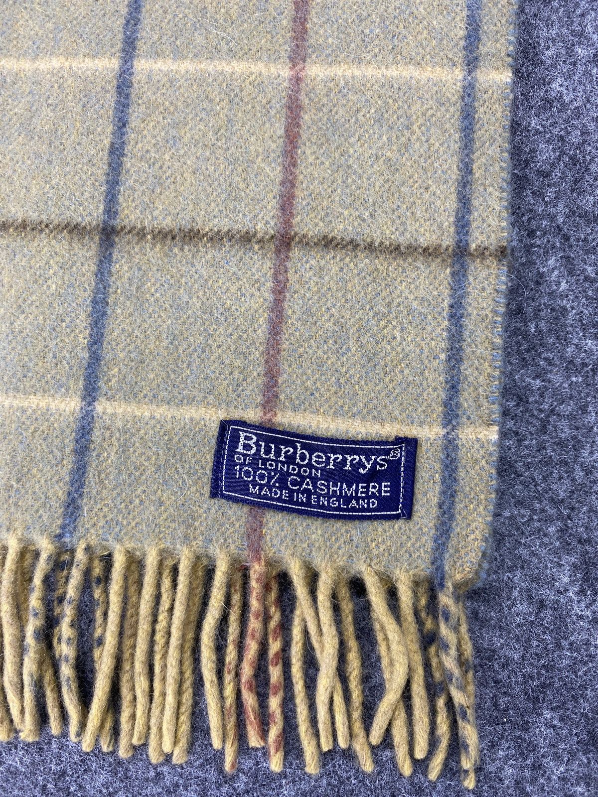 Burberry Vintage Burberry Scarf/Muffler -T038 Size ONE SIZE - 4 Thumbnail