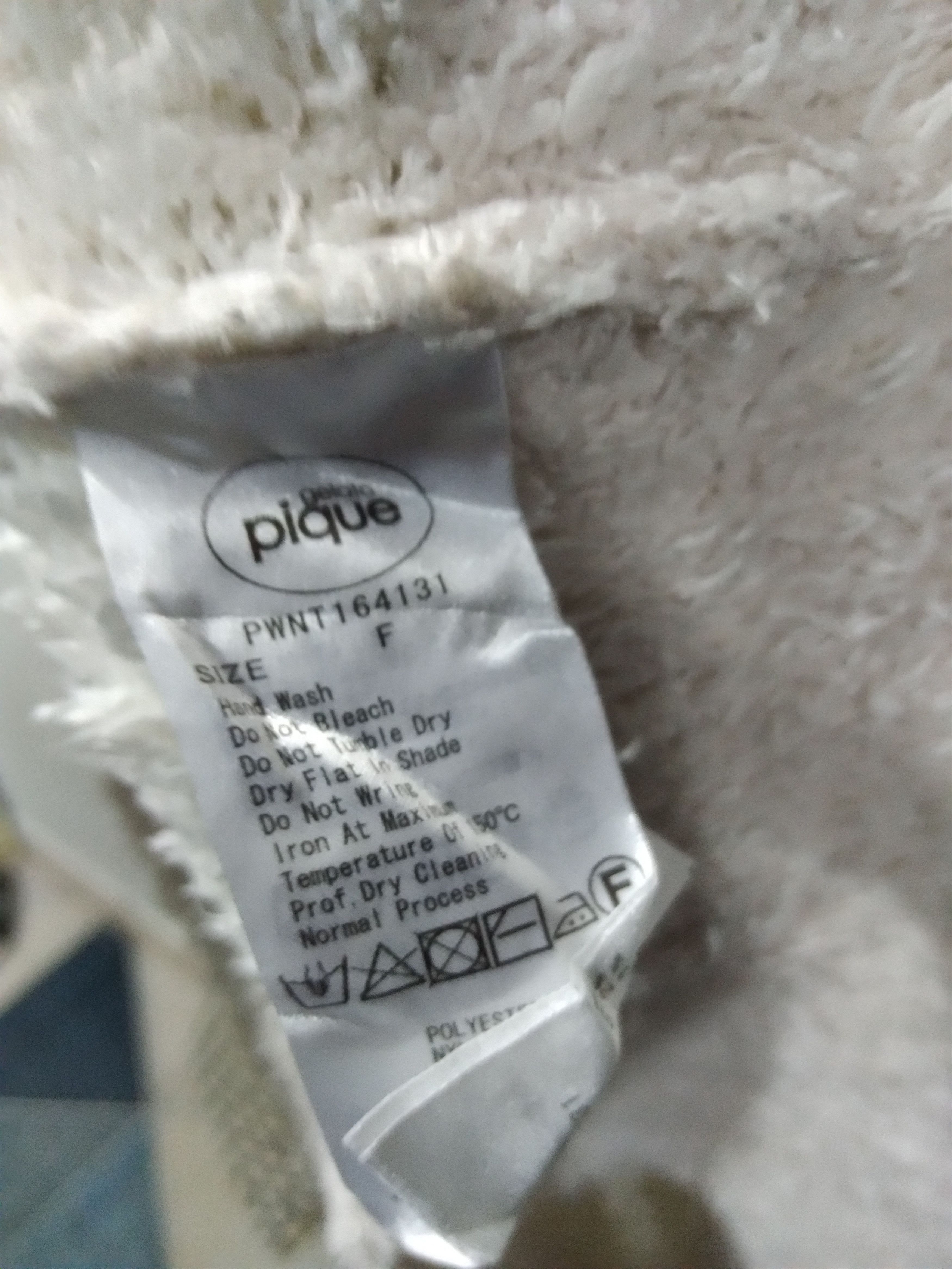 Japanese Brand GELATO PIQUE LONG SWEATER FAUX FUR Size ONE SIZE - 3 Thumbnail
