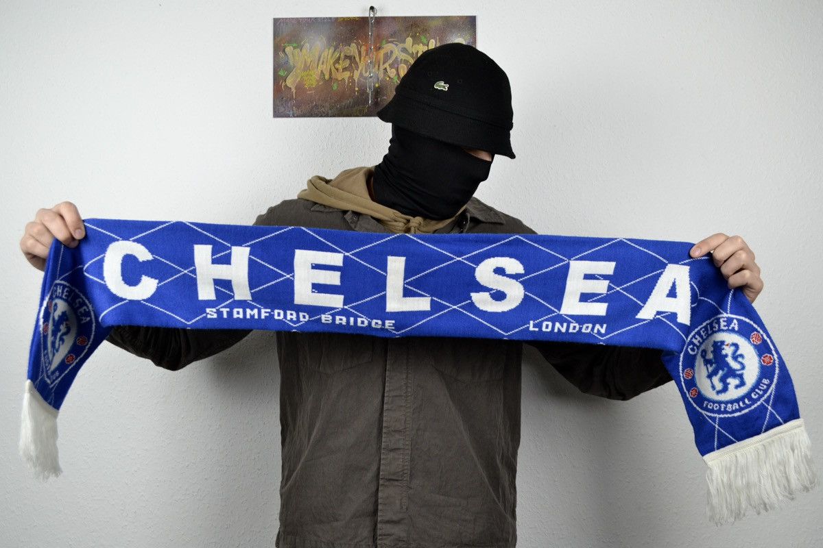 Chelsea Soccer Chelsea F.C. Vintage Football Soccer Fan Scarff Size ONE SIZE - 3 Thumbnail