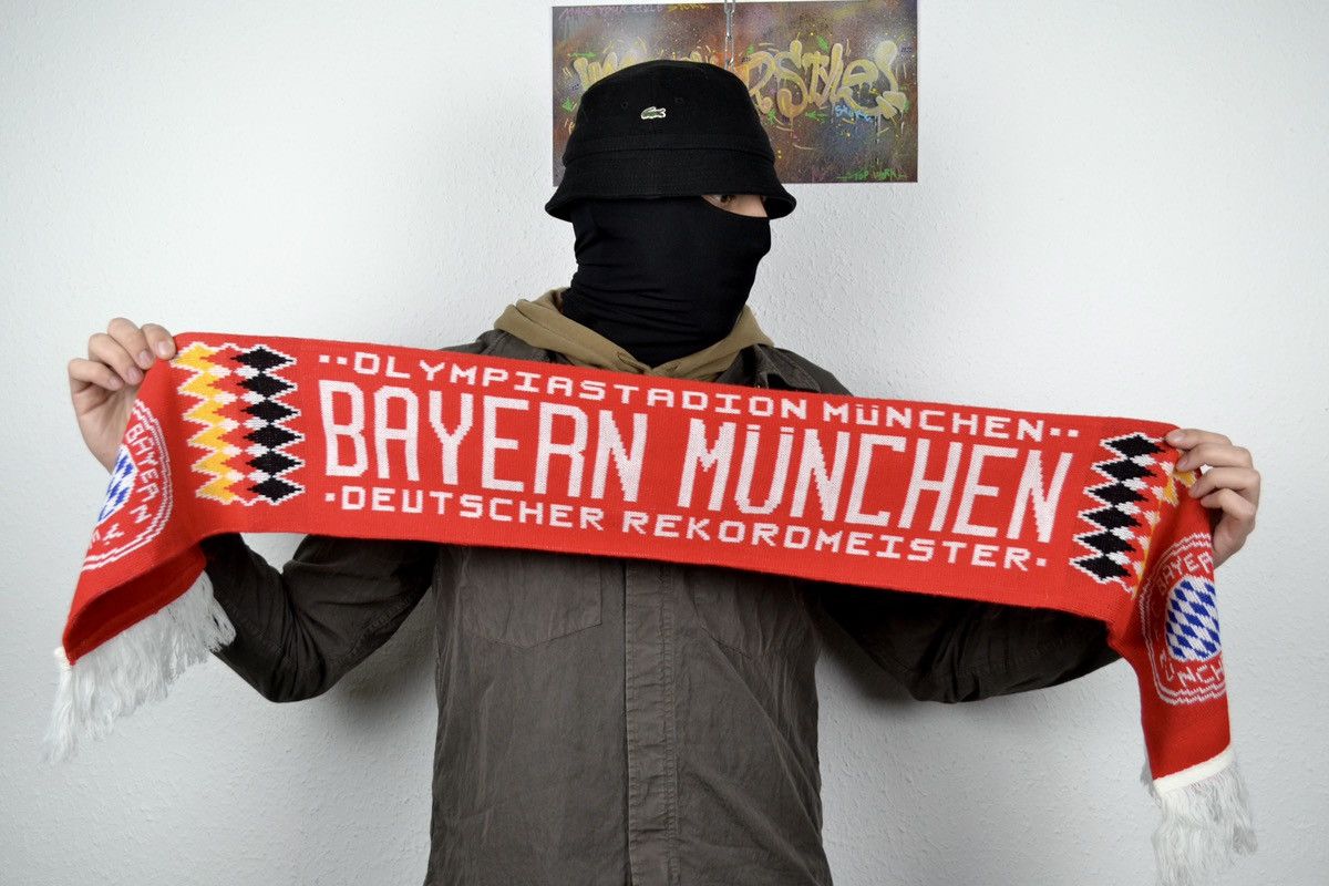 Vintage Bayern Munchen F.C. Vintage Football Soccer Fan Scarf Size ONE SIZE - 2 Thumbnail