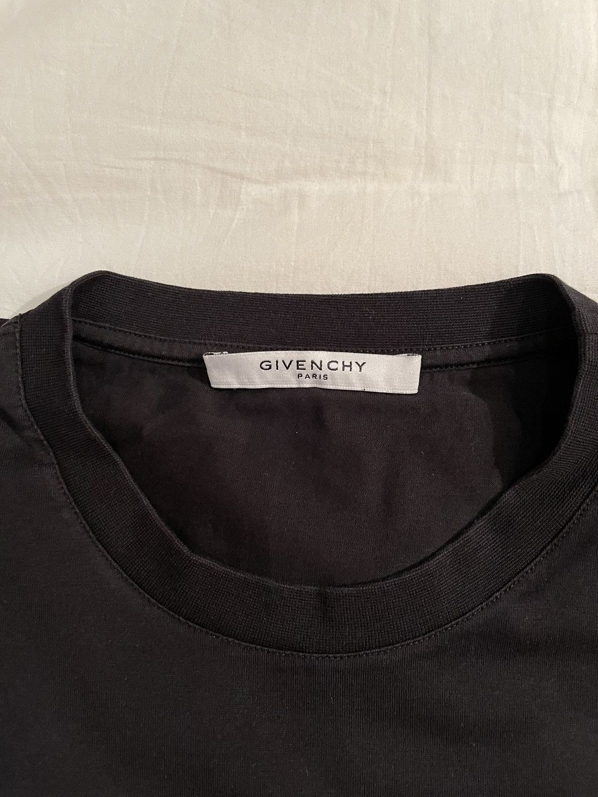 Givenchy Givenchy Paris black ‘Single Star’ print T-shirt Size US L / EU 52-54 / 3 - 3 Thumbnail