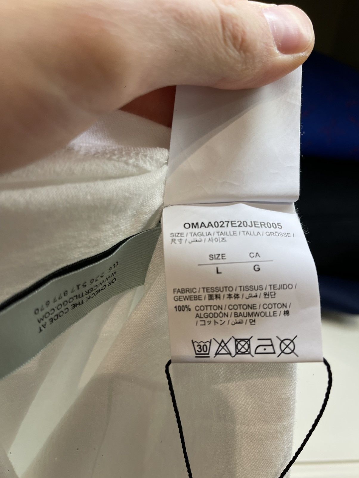 Off-White Off-White ‘blue arrow’ white T-shirt Size US L / EU 52-54 / 3 - 9 Thumbnail