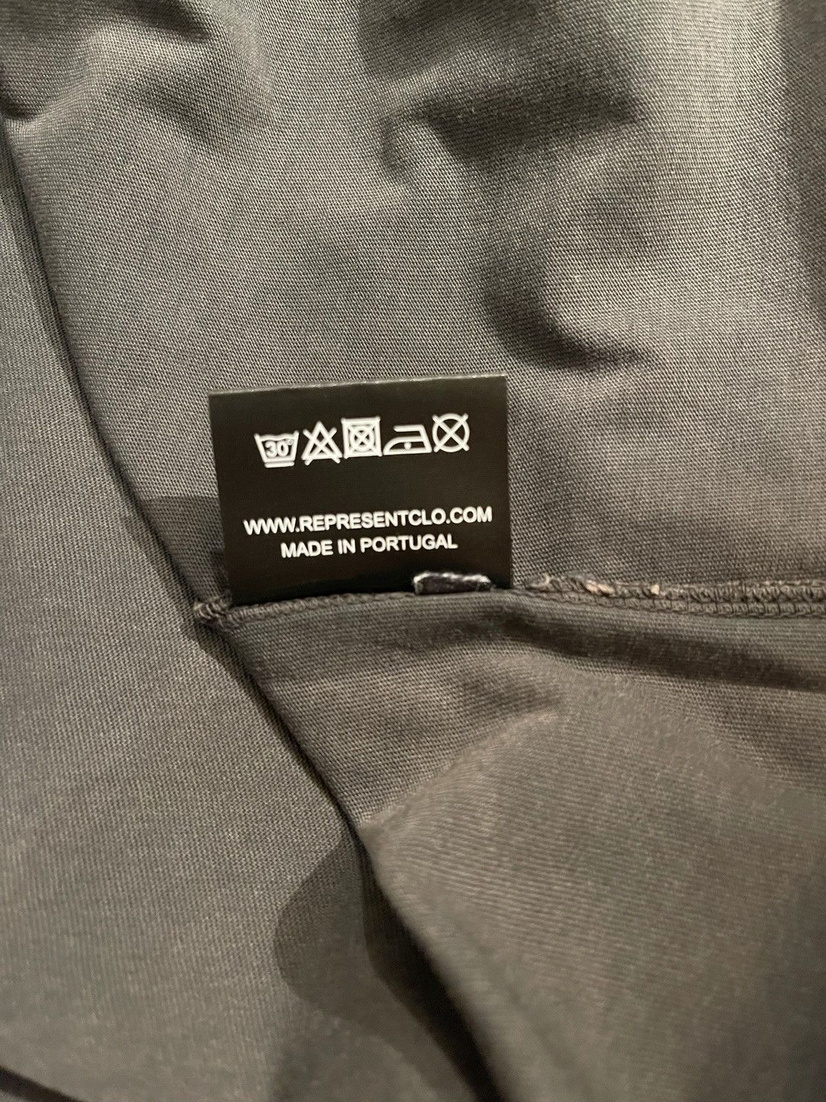 Represent Clo. Represent Clo. ‘Washed grey’ graphic T-shirt Size US L / EU 52-54 / 3 - 5 Thumbnail