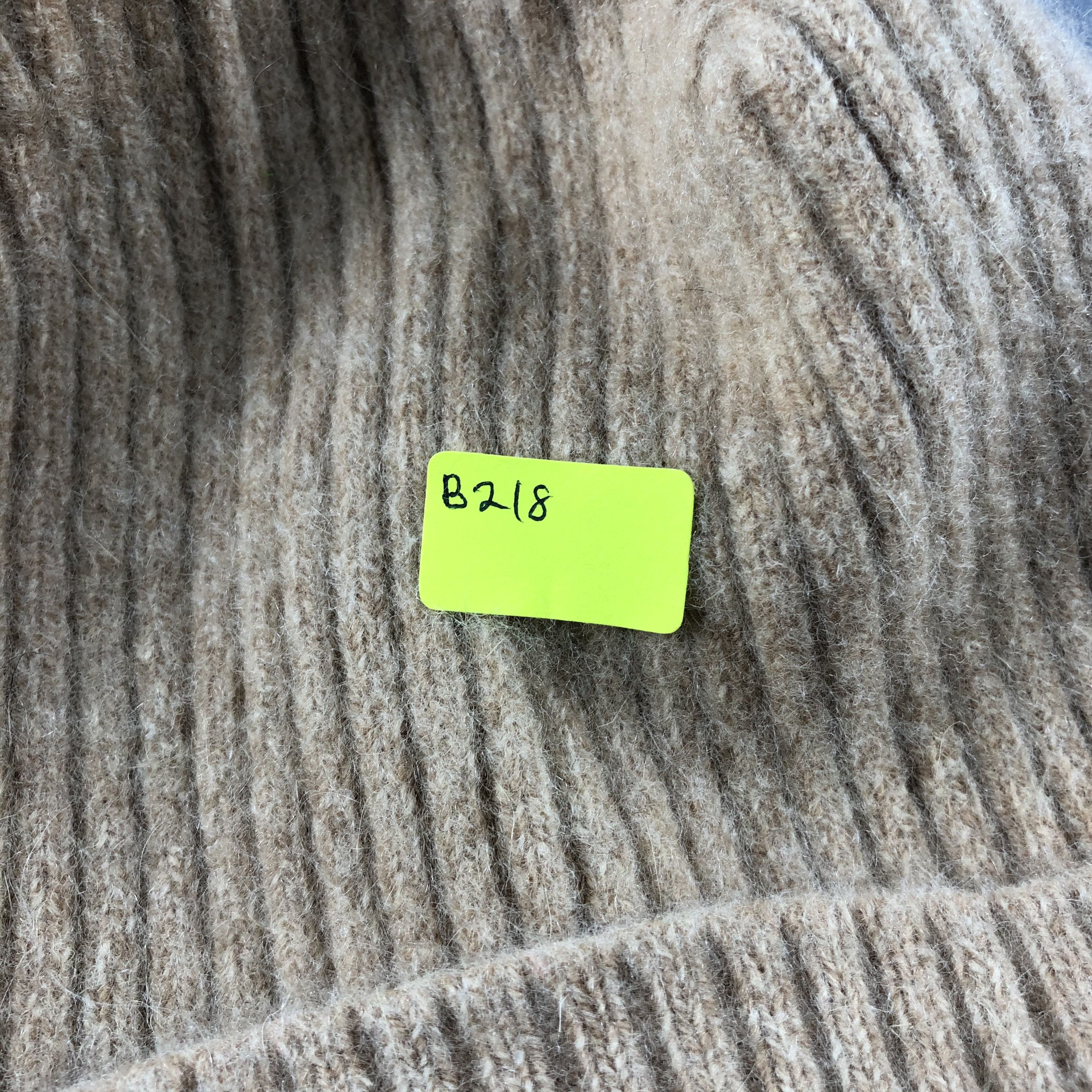 Burberry × Vintage Burberry Hats Wool Beanie Snow Hat Snow Cap B218 Size ONE SIZE - 8 Thumbnail