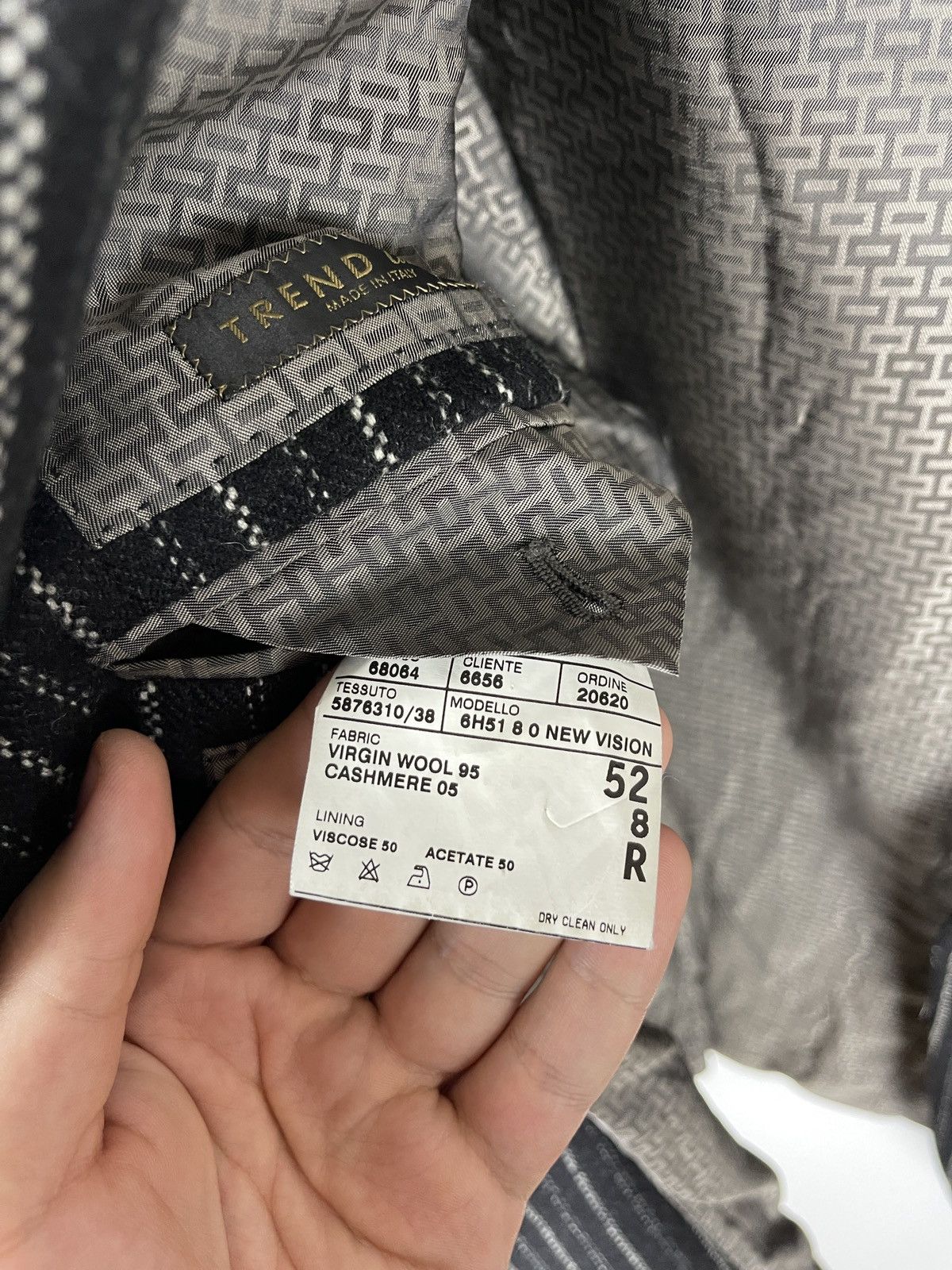 Corneliani Trend Corneliani Cashmere Wool black striped 2 button blazer Size 42R - 15 Thumbnail