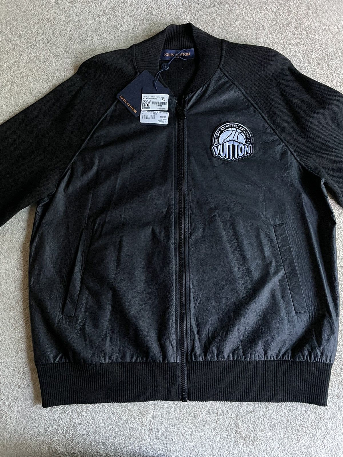 Louis Vuitton × NBA Louis Vuitton x NBA Leather Hybrid Jacket Size US XL / EU 56 / 4 - 3 Thumbnail