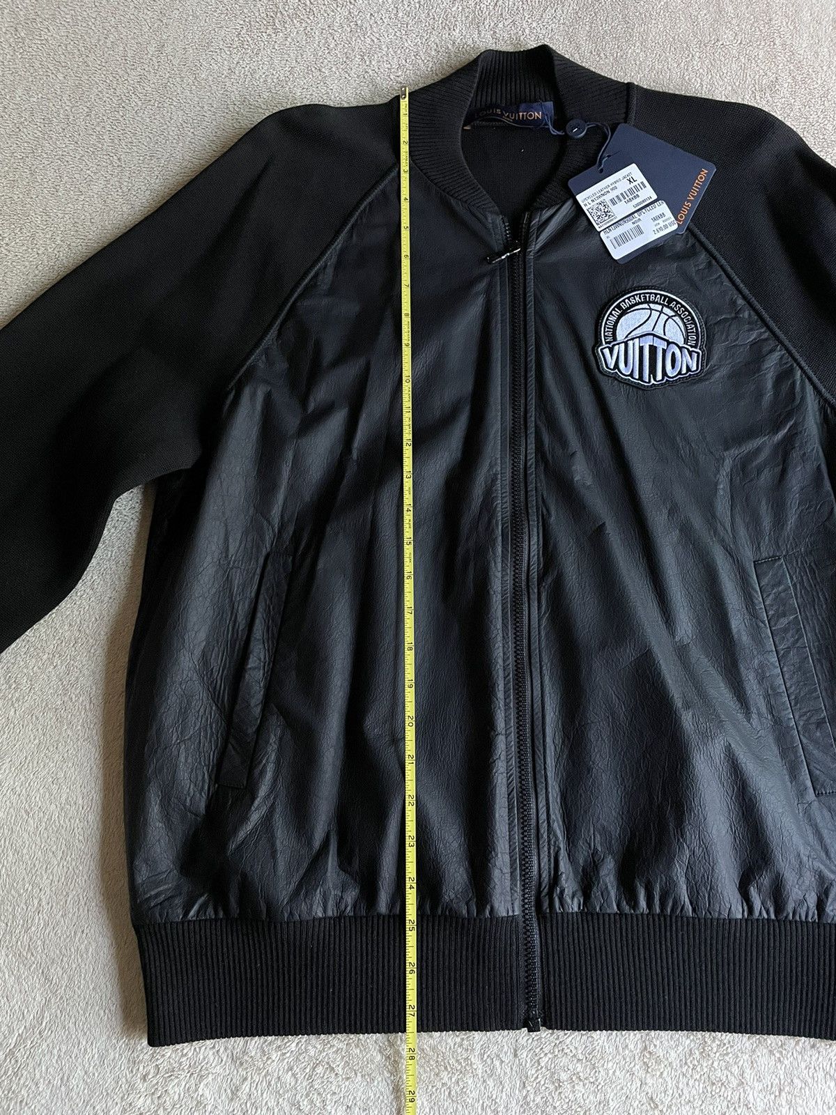 Louis Vuitton × NBA Louis Vuitton x NBA Leather Hybrid Jacket Size US XL / EU 56 / 4 - 4 Thumbnail