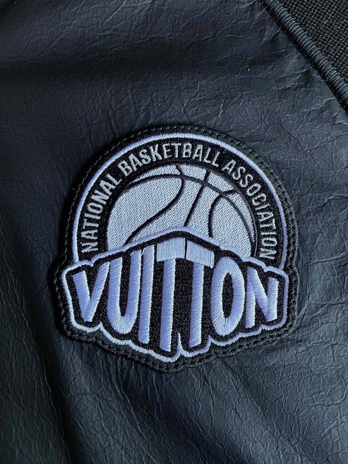 Louis Vuitton × NBA Louis Vuitton x NBA Leather Hybrid Jacket Size US XL / EU 56 / 4 - 7 Thumbnail