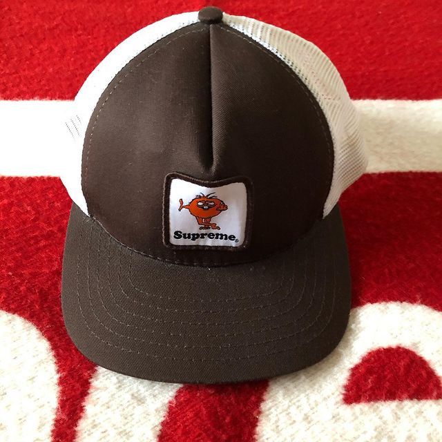image of Supreme — 2002 Camacho Trucker Cap Hat 5-Panel Snapback in Brown/White, Men's