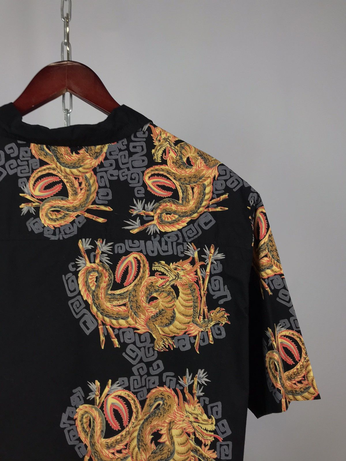 Vintage Dragon Japanese brand crazy overprinted shirt Size US L / EU 52-54 / 3 - 6 Thumbnail