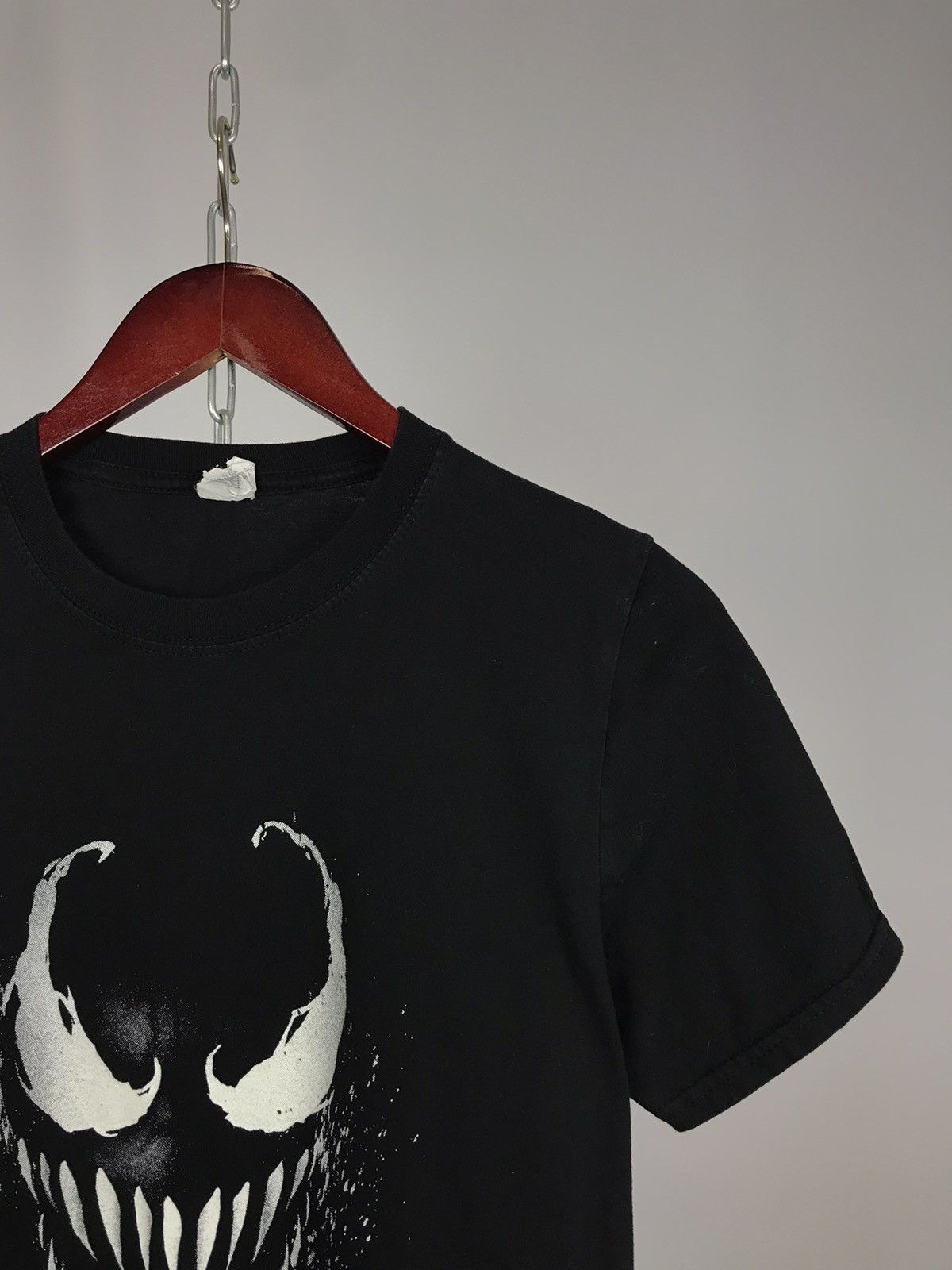 Marvel Comics Venom Marvel comics movie tee Size US S / EU 44-46 / 1 - 2 Thumbnail