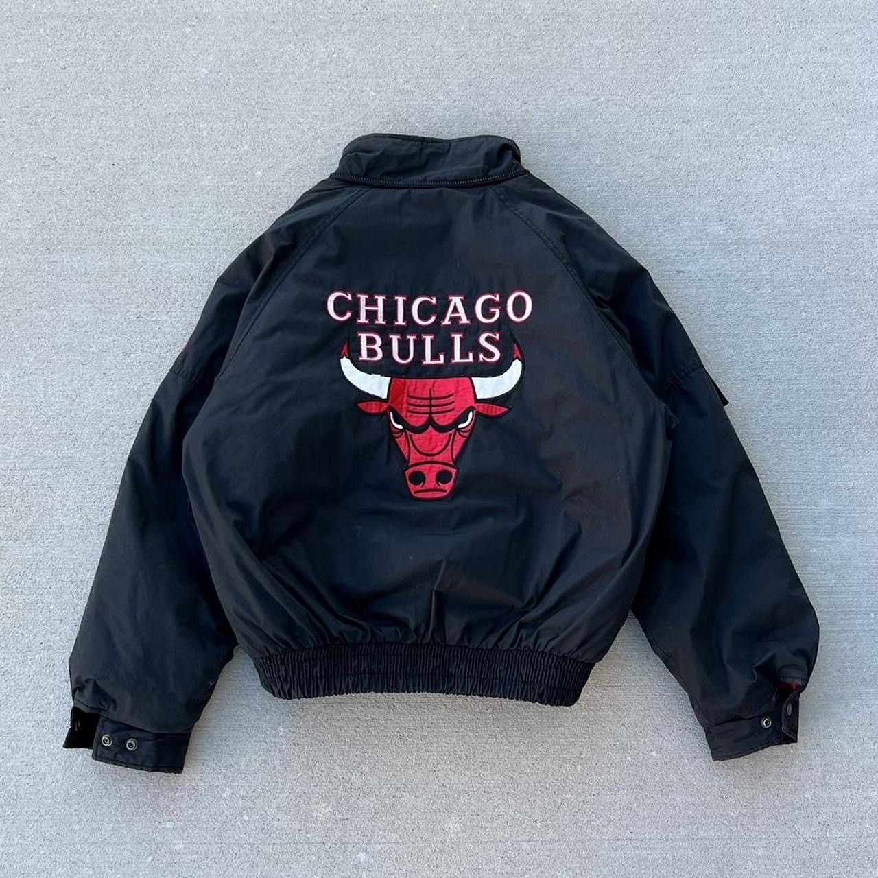 Pro Player Vintage ProPlayer Chicago Bulls NBA puffer bomber jacket Size US L / EU 52-54 / 3 - 1 Thumbnail