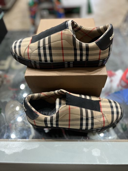 burberry shoes size 6.5