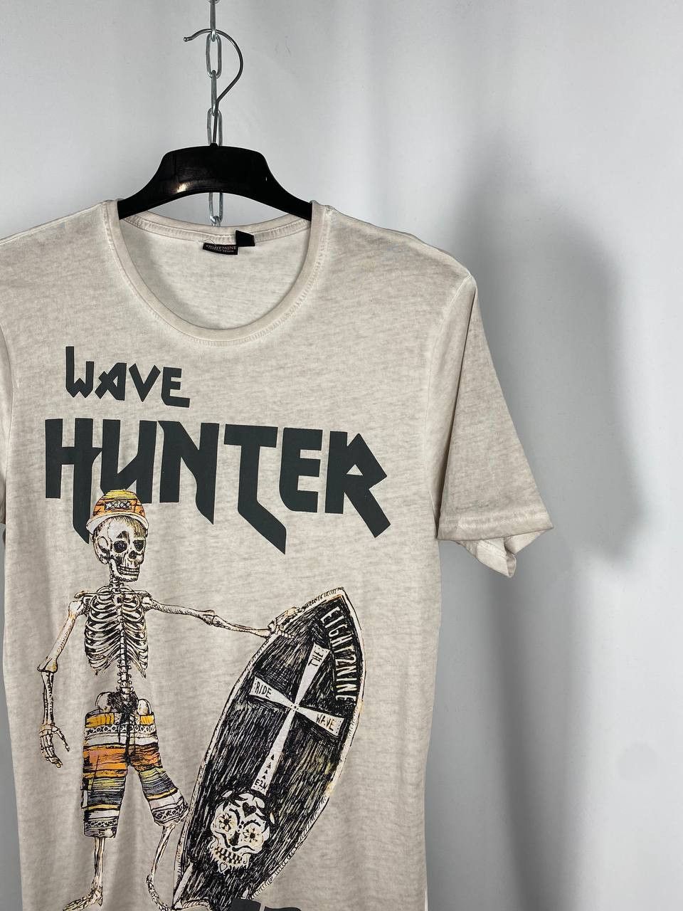 Band Tees Wave hunter rock tee band tee size S Size US S / EU 44-46 / 1 - 2 Thumbnail