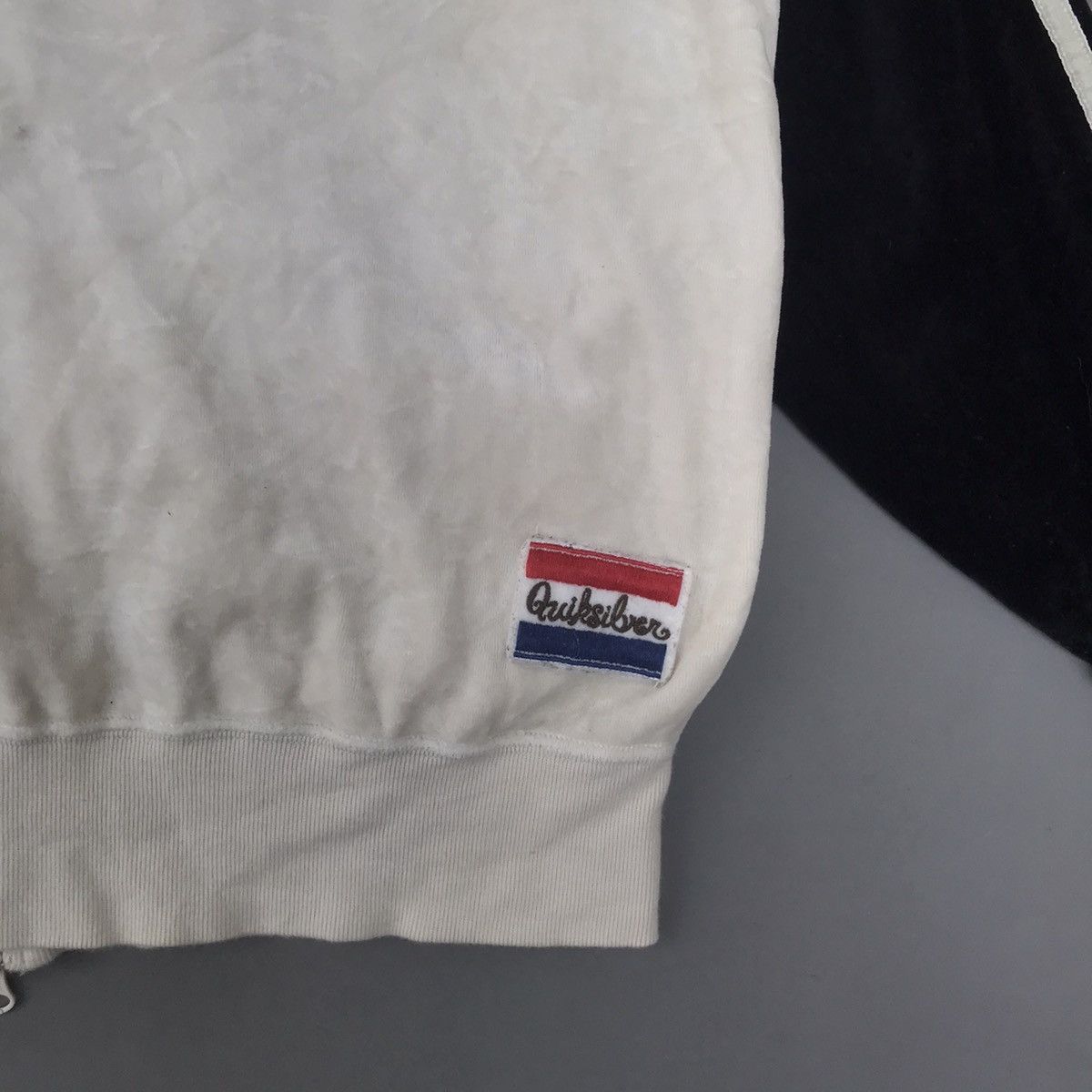 Quicksilver Vintage Sweater Quiksilver full zipper big logo Size US M / EU 48-50 / 2 - 9 Thumbnail