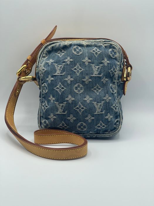 Louis Vuitton Louis Vuitton Denim Camera Cross Body Shoulder Bag Lv Size ONE SIZE - 2 Preview