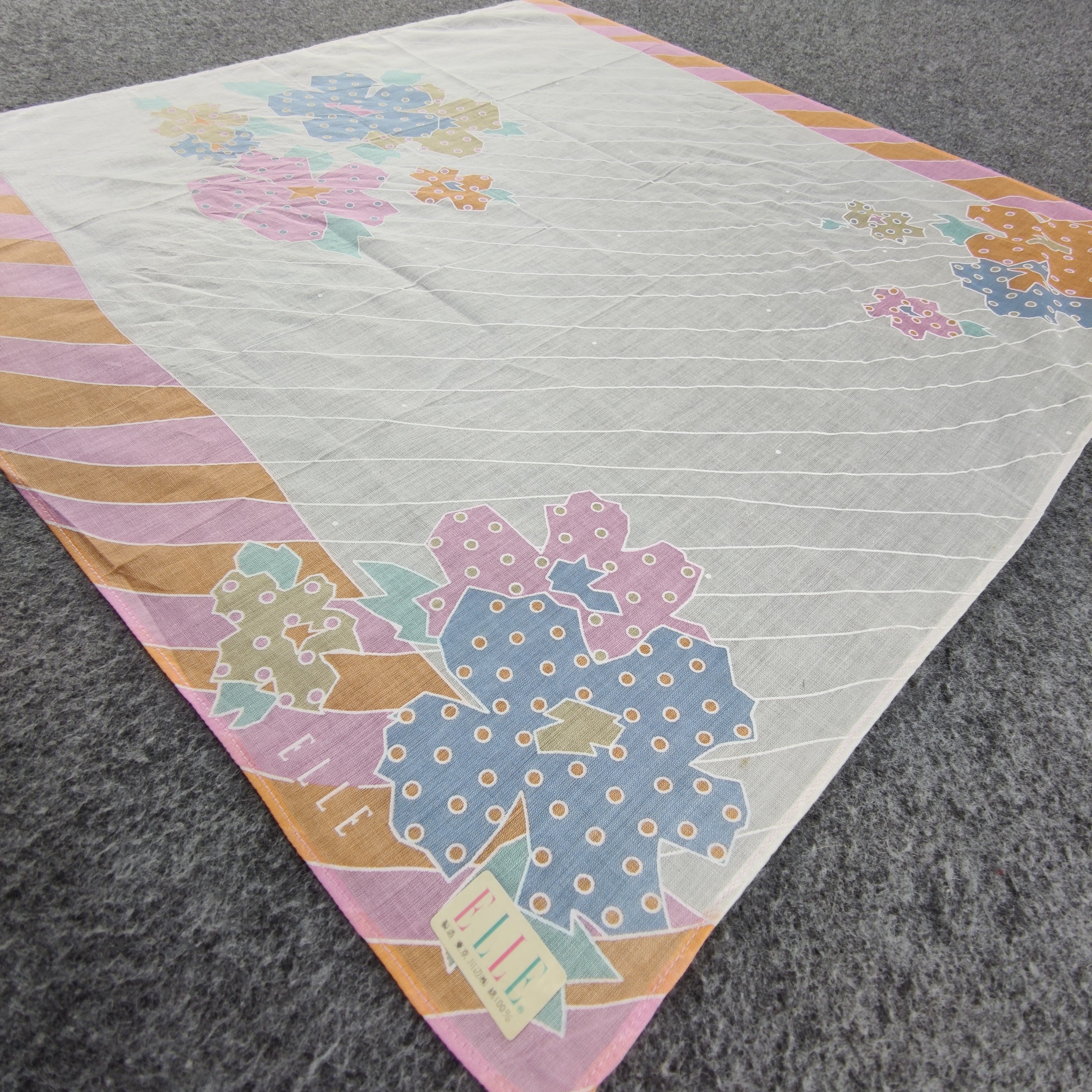 Vintage Elle Handkerchief/Neckerchief/Bandana Size ONE SIZE - 3 Thumbnail