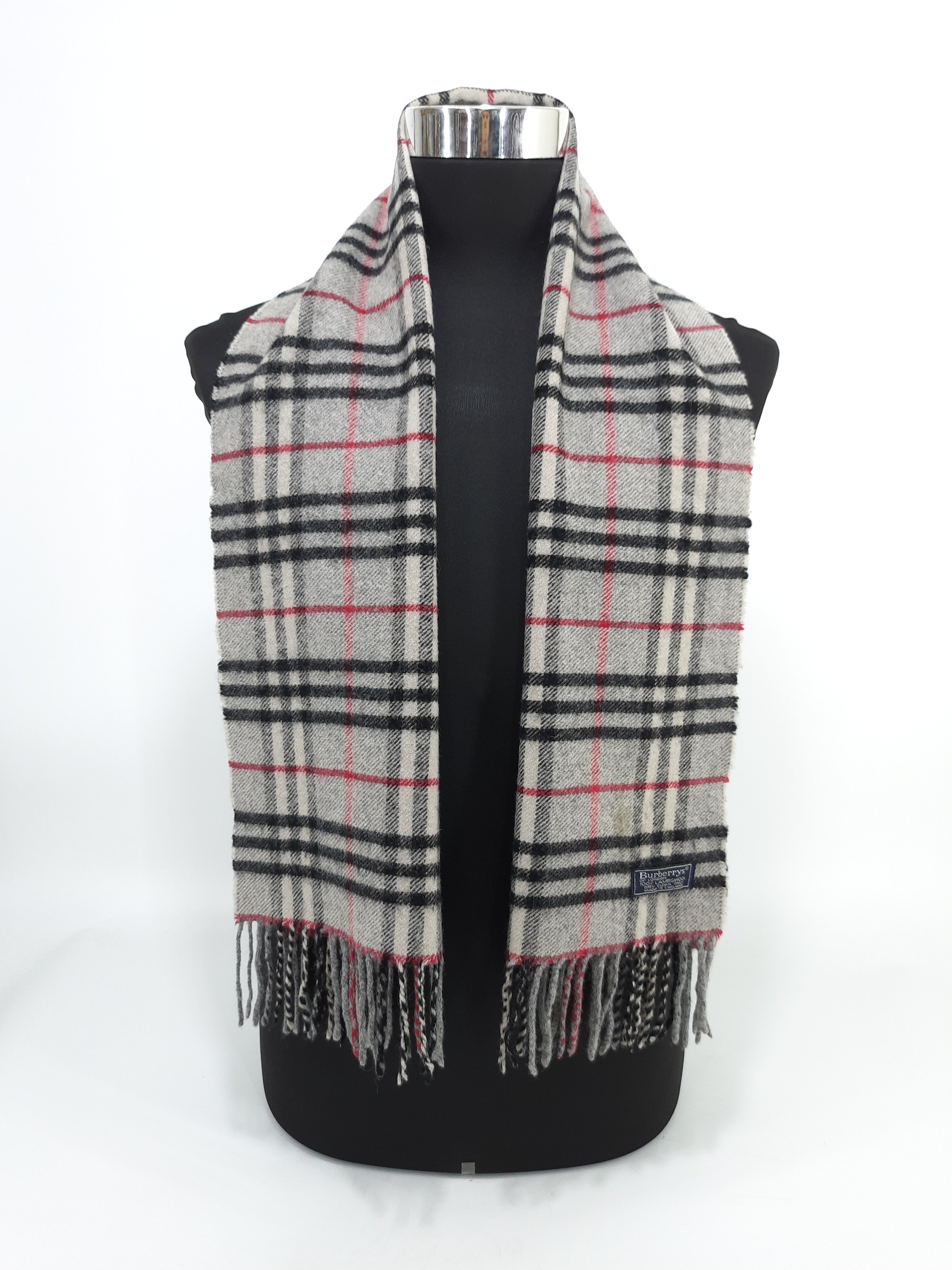 Vintage Burberrys Wool Scarf / Neckwear - MFB306