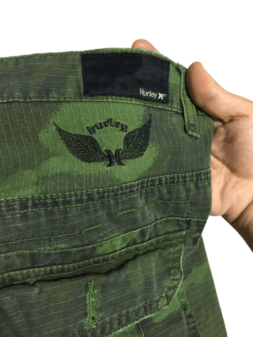 Hurley Hurley Camo Military Style Short Pants Size US 32 / EU 48 - 13 Thumbnail
