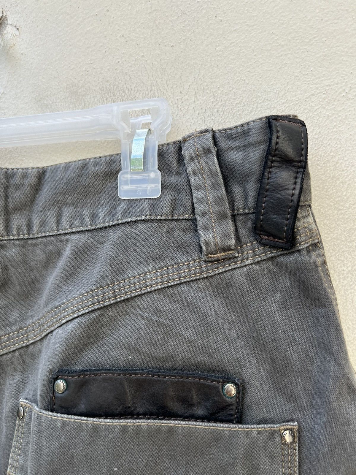 Emporio Armani × Vintage Vintage Emporia Armani Hybrid Cargo Wide Leg Trouser Pant Size US 34 / EU 50 - 16 Thumbnail