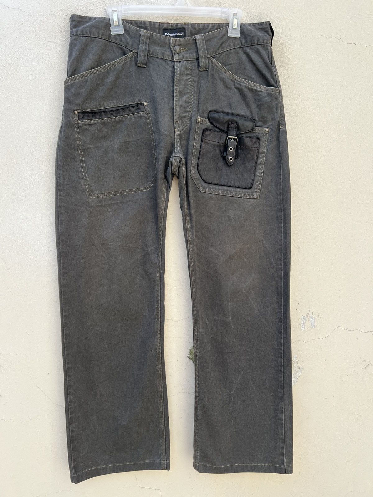 Emporio Armani × Vintage Vintage Emporia Armani Hybrid Cargo Wide Leg Trouser Pant Size US 34 / EU 50 - 1 Thumbnail