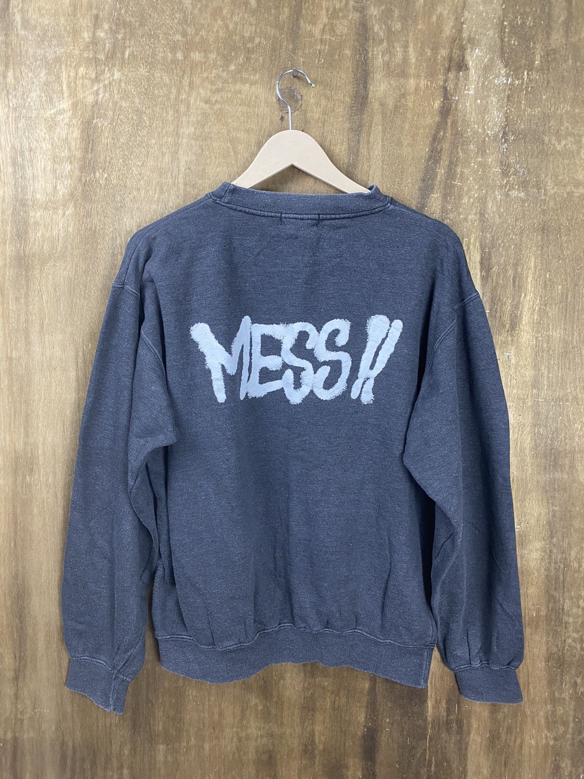 Japanese Brand H.B.B faded grafity japan vintage Sweatshirt #3675 Size US L / EU 52-54 / 3 - 11 Thumbnail
