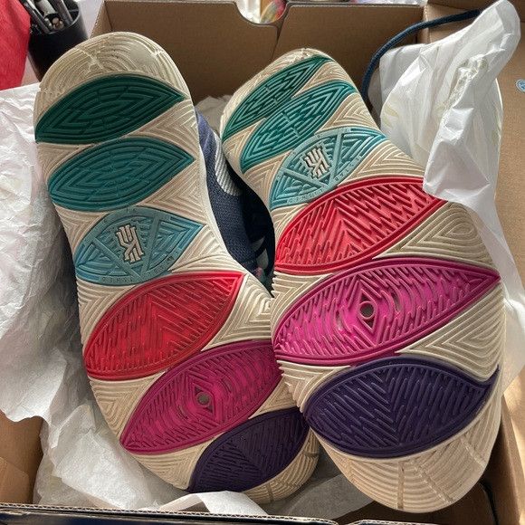 Nike Nike Galaxy Kyrie 5 Multi Color sneakers Size US 7 / EU 40 - 7 Thumbnail