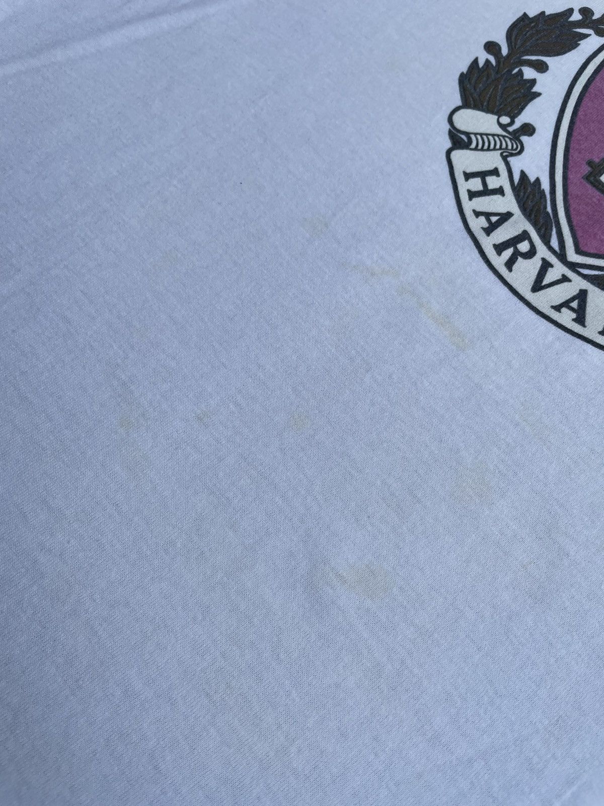 Vintage Vintage Harvard Universiry Tshirt Size US L / EU 52-54 / 3 - 8 Thumbnail