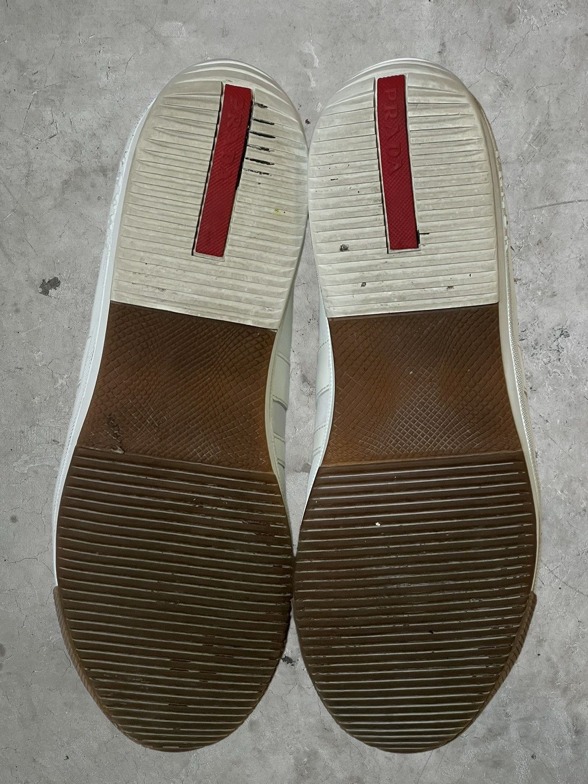 Prada 2013 Prada Low Top Sneakers Size US 10.5 / EU 43-44 - 12 Thumbnail
