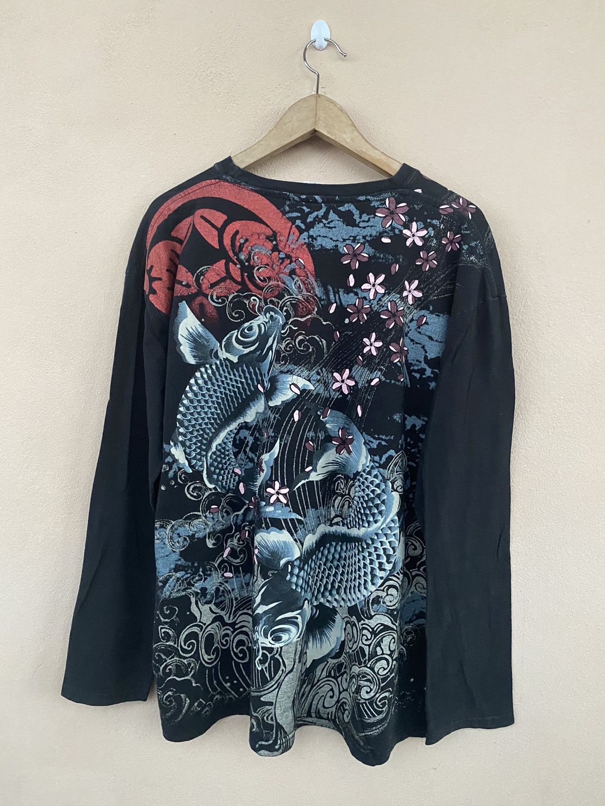 Designer × Japanese Brand Steals🔥 Karakuri Tamashi Fish Koi Tee Size US XXL / EU 58 / 5 - 6 Thumbnail