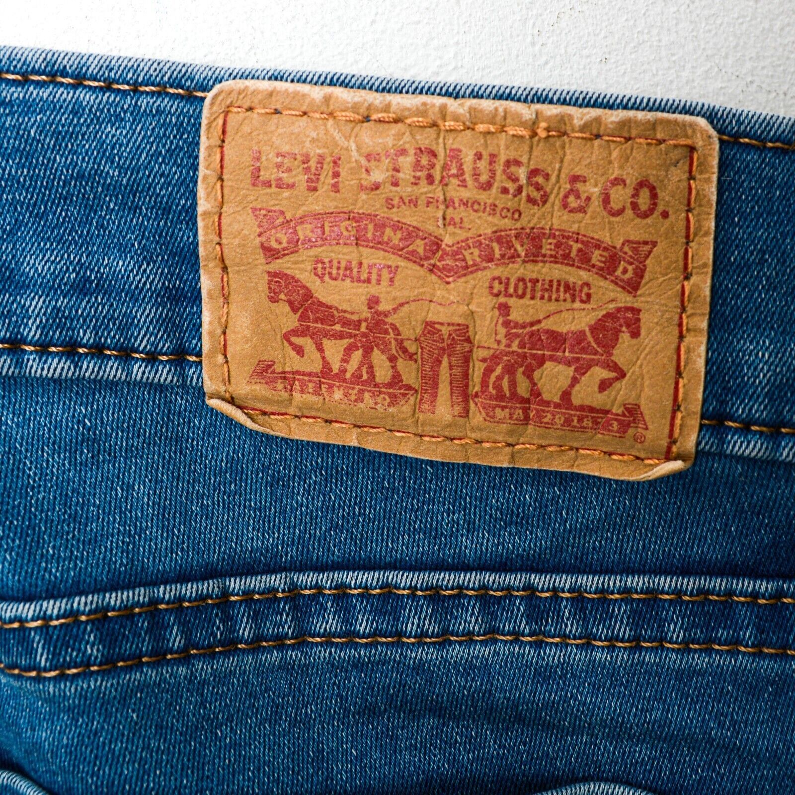 Levi's 710 Super Skinny W27 L32 Blue Jeans Trousers Pants Mid Rise Size 27" / US 4 / IT 40 - 3 Thumbnail