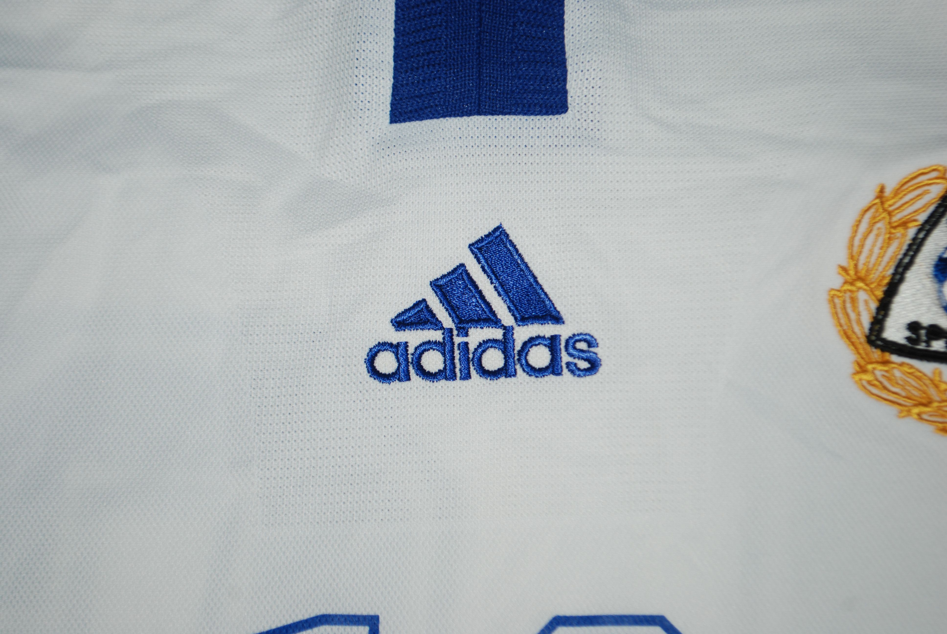 Adidas × Vintage #16 FINLAND MATCH ISSUE 2000 2002 HOME FOOTBALL SHIRT Size US XL / EU 56 / 4 - 4 Thumbnail